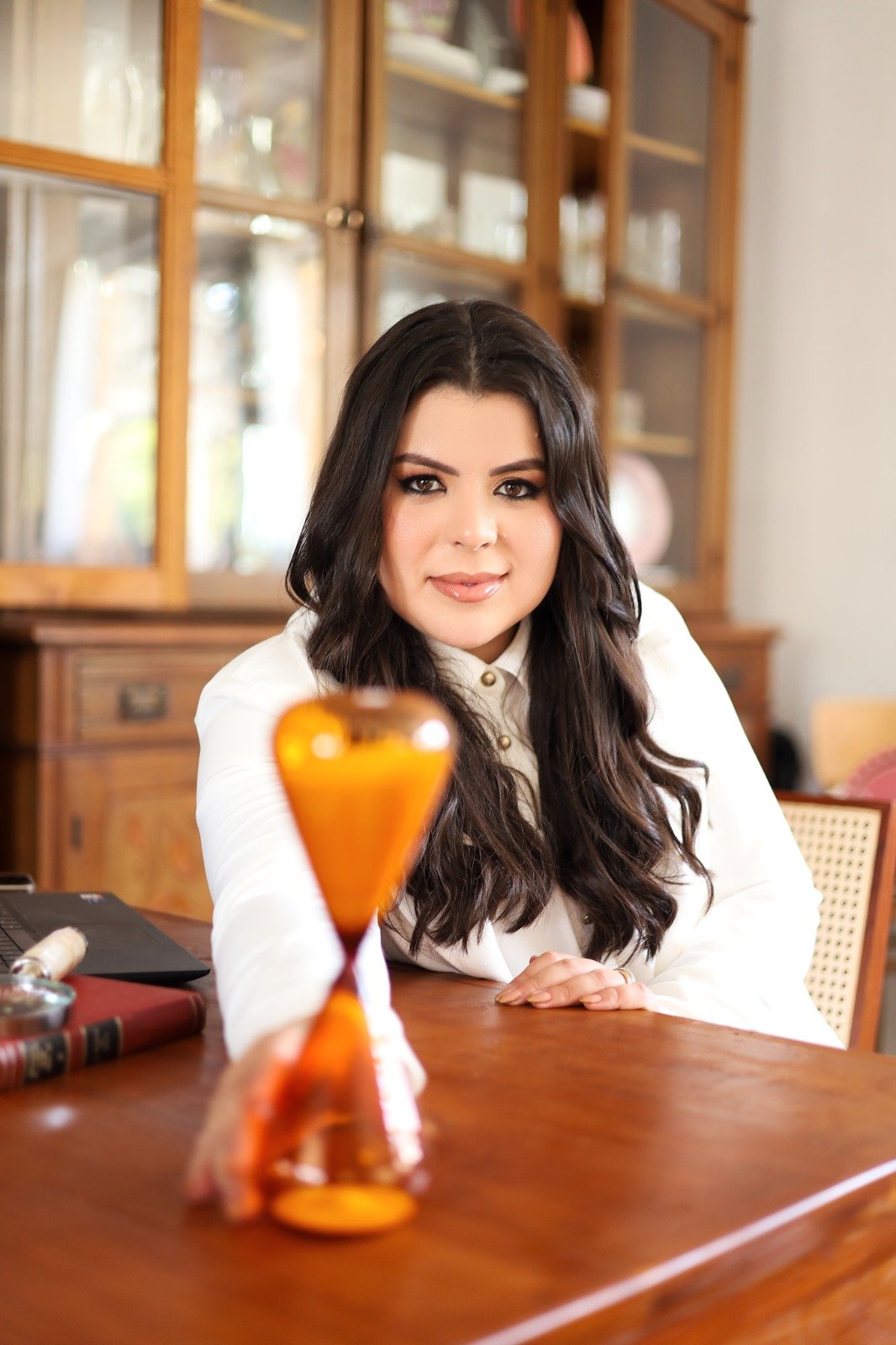 Dra. Lorena Kuhn em atendimento